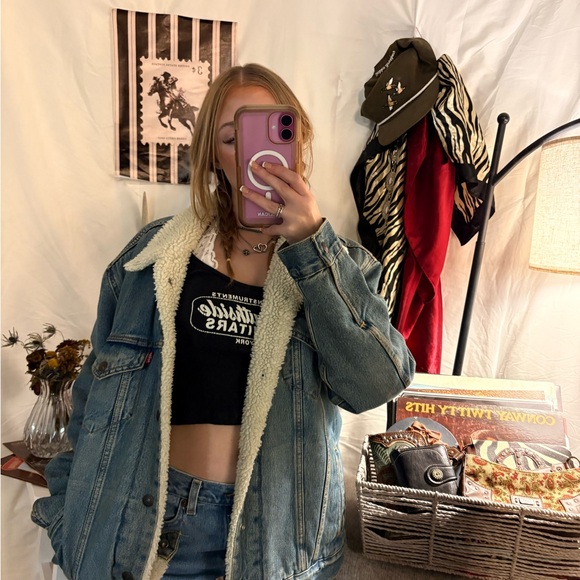 SOLD - Picture 3 of 7